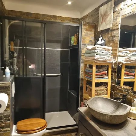 La Petite Maison De Melanie Holiday home